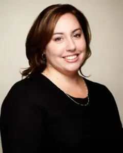 Sara Rutchena Headshot