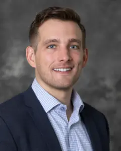 Andy Roberts Headshot
