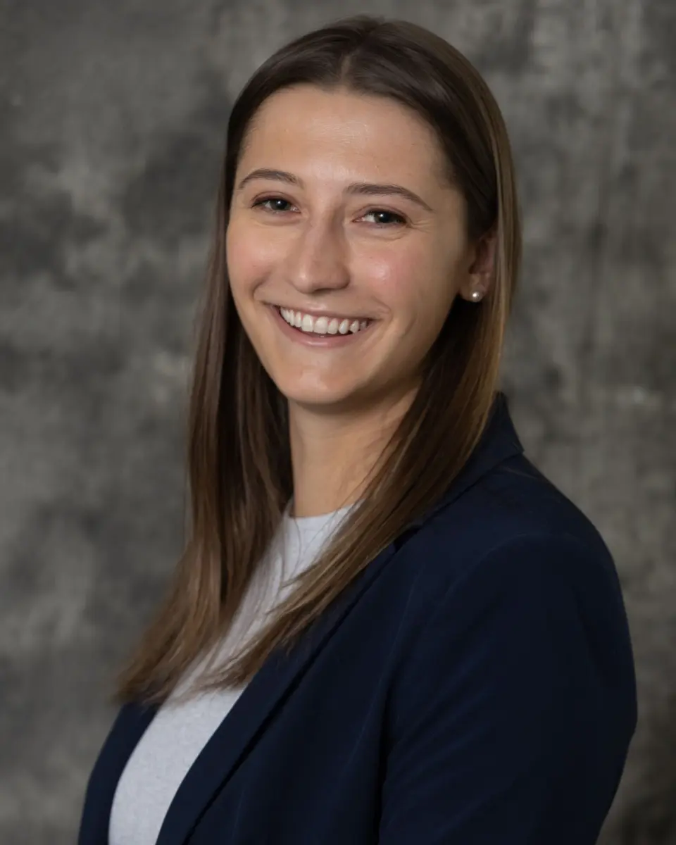 Delia Oldak Headshot