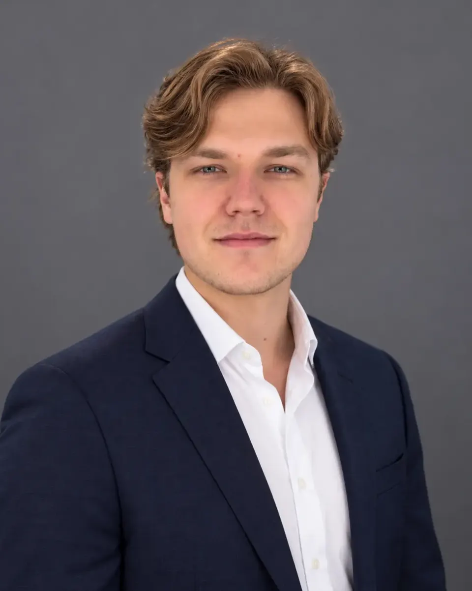 Headshot John Harris